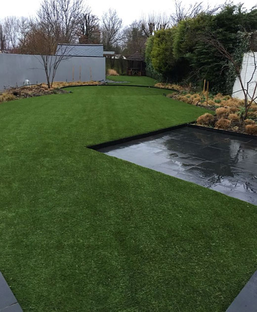 Synthetic grass insallation in a Richmond residence
