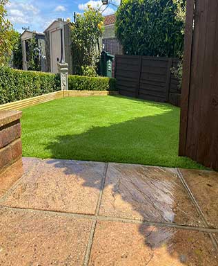 synthetic grass for house